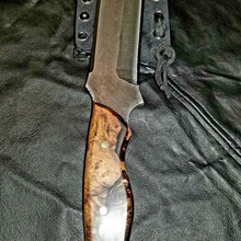 Load image into Gallery viewer, Scrimshaw Timberwolf Spearpoint High Carbon knife hybrid handle material