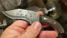 Cargar imagen en el visor de la galería, The Fire fighter Brigham High Carbon Steel with Black and Red Paper Micarda
