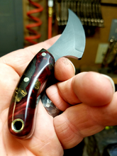 Laden Sie das Bild in den Galerie-Viewer, Mini Skinner High Carbon Steel Blade with Hybrid Burl Epoxy Resin Handle
