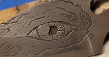 Laden Sie das Bild in den Galerie-Viewer, Freehand Engraved Flaming Eye High Carbon Steel
